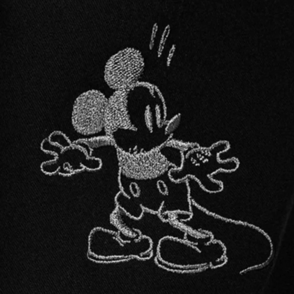 NWT Disney x FIGS SCRUBS SET Mickey Mouse - Picture 16 of 16